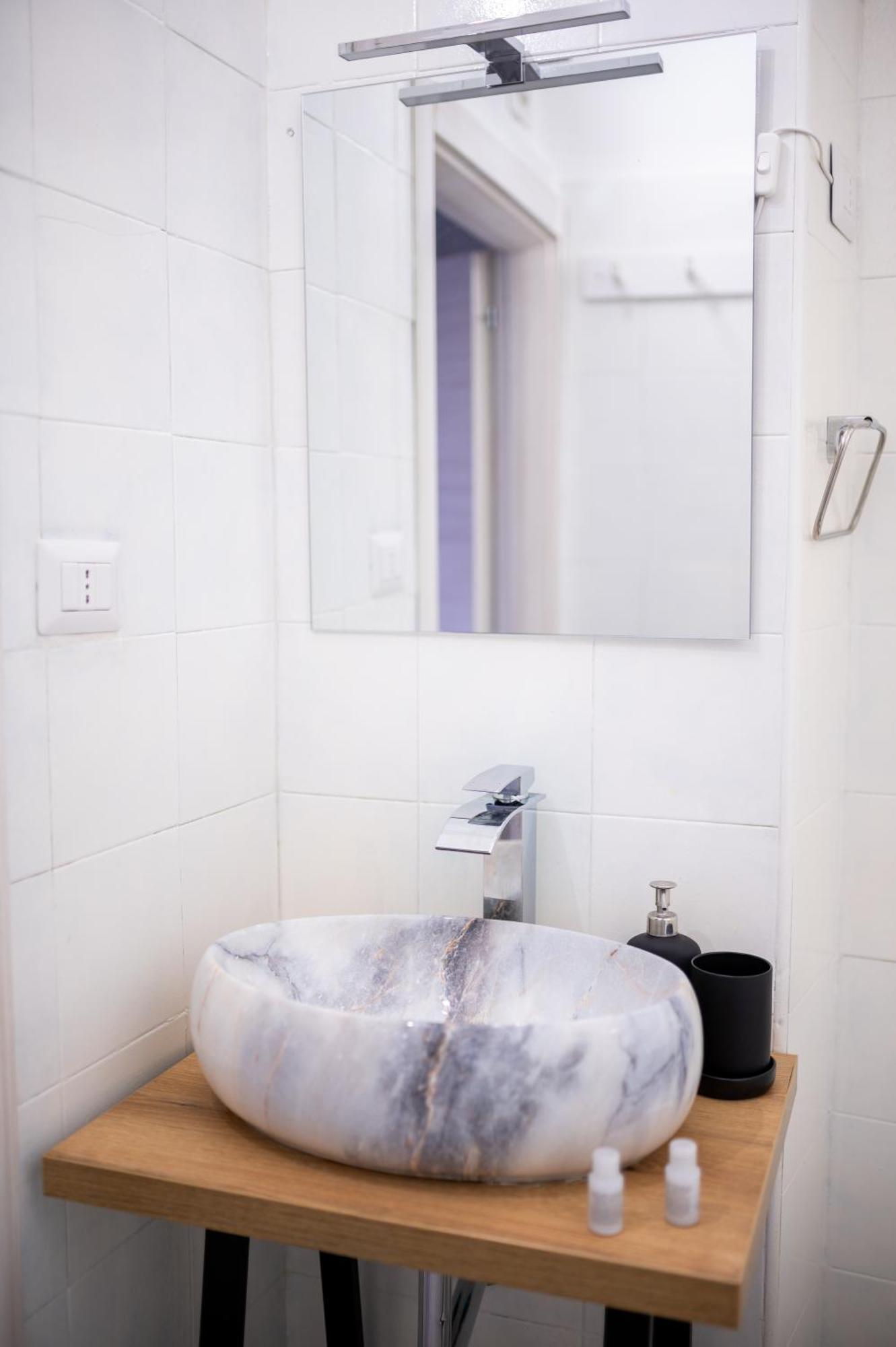 Stay Soft Apartment - Centro Storico Napoli מראה חיצוני תמונה