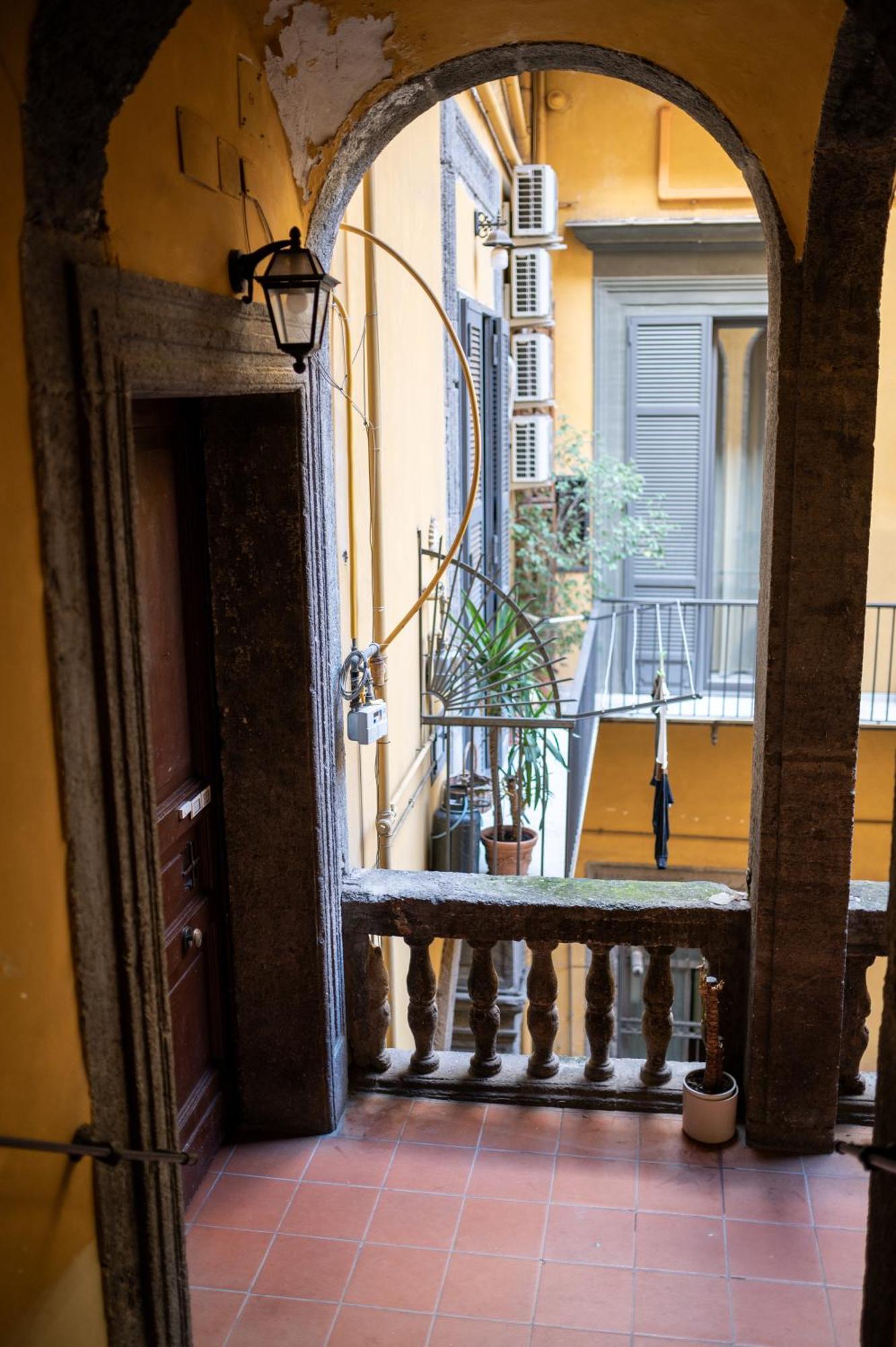 Stay Soft Apartment - Centro Storico Napoli מראה חיצוני תמונה